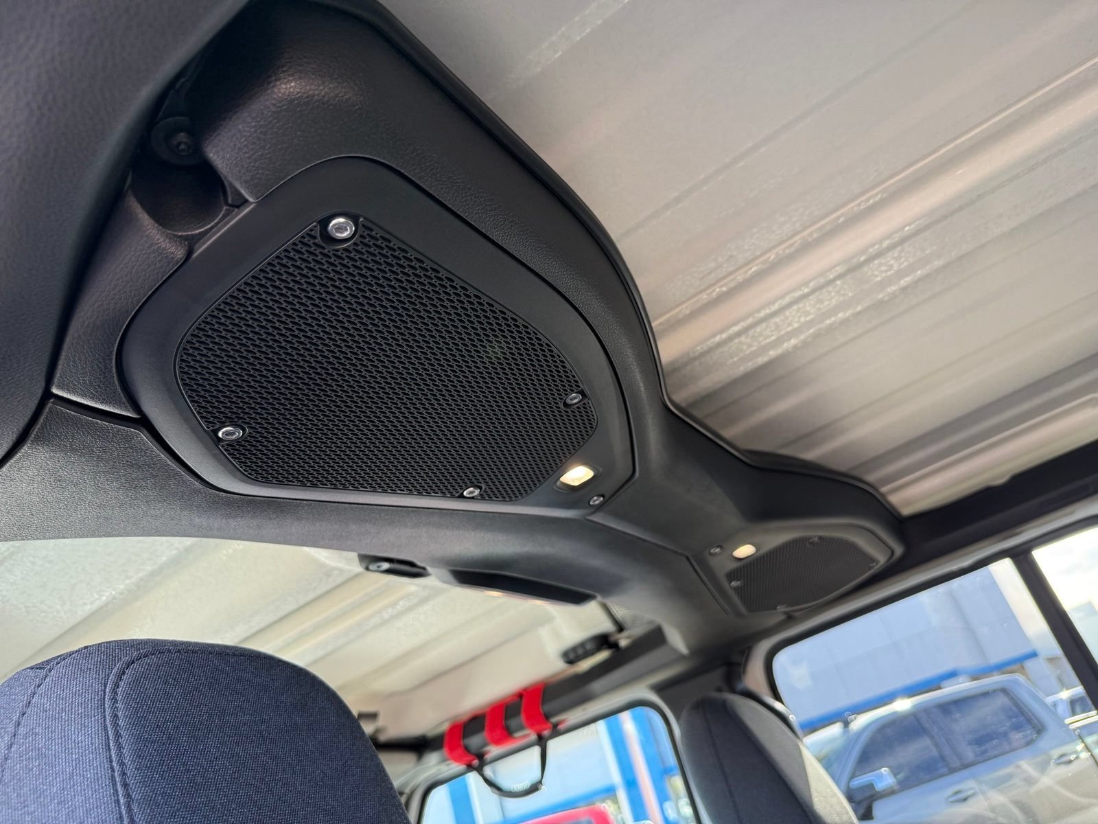 2025 Jeep Wrangler 4-Door Rubicon - Photo 32