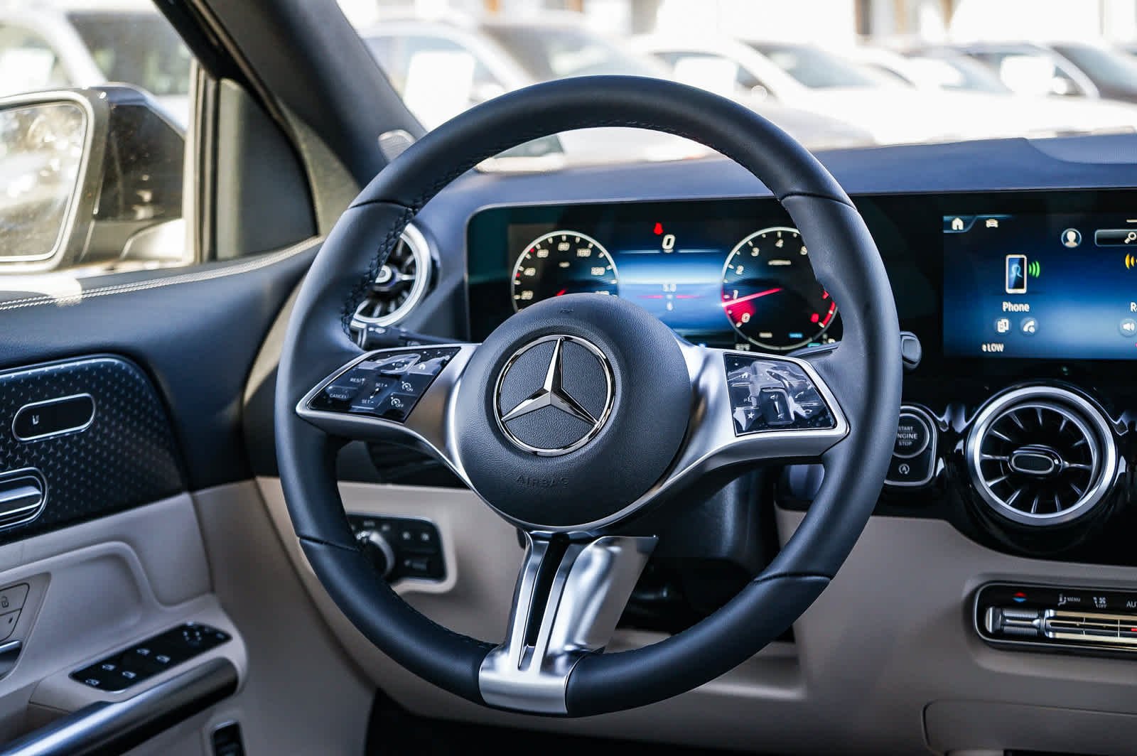 New 2026 Night Black Mercedes-Benz GLA 250 image 17