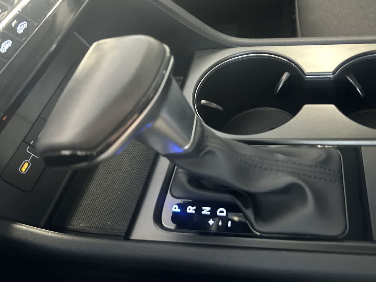 2025 Hyundai Sonata SE - Photo 21