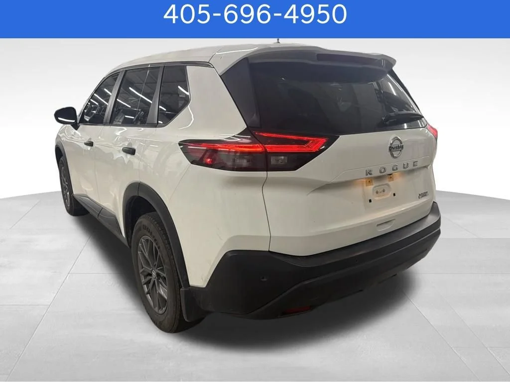 Pre-Owned 2021 Nissan Rogue S