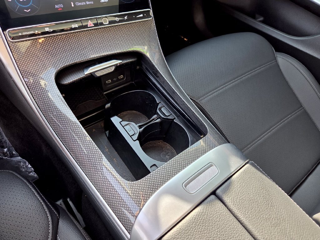 2026 Mercedes-Benz C-Class Sedan C 300 - Photo 27