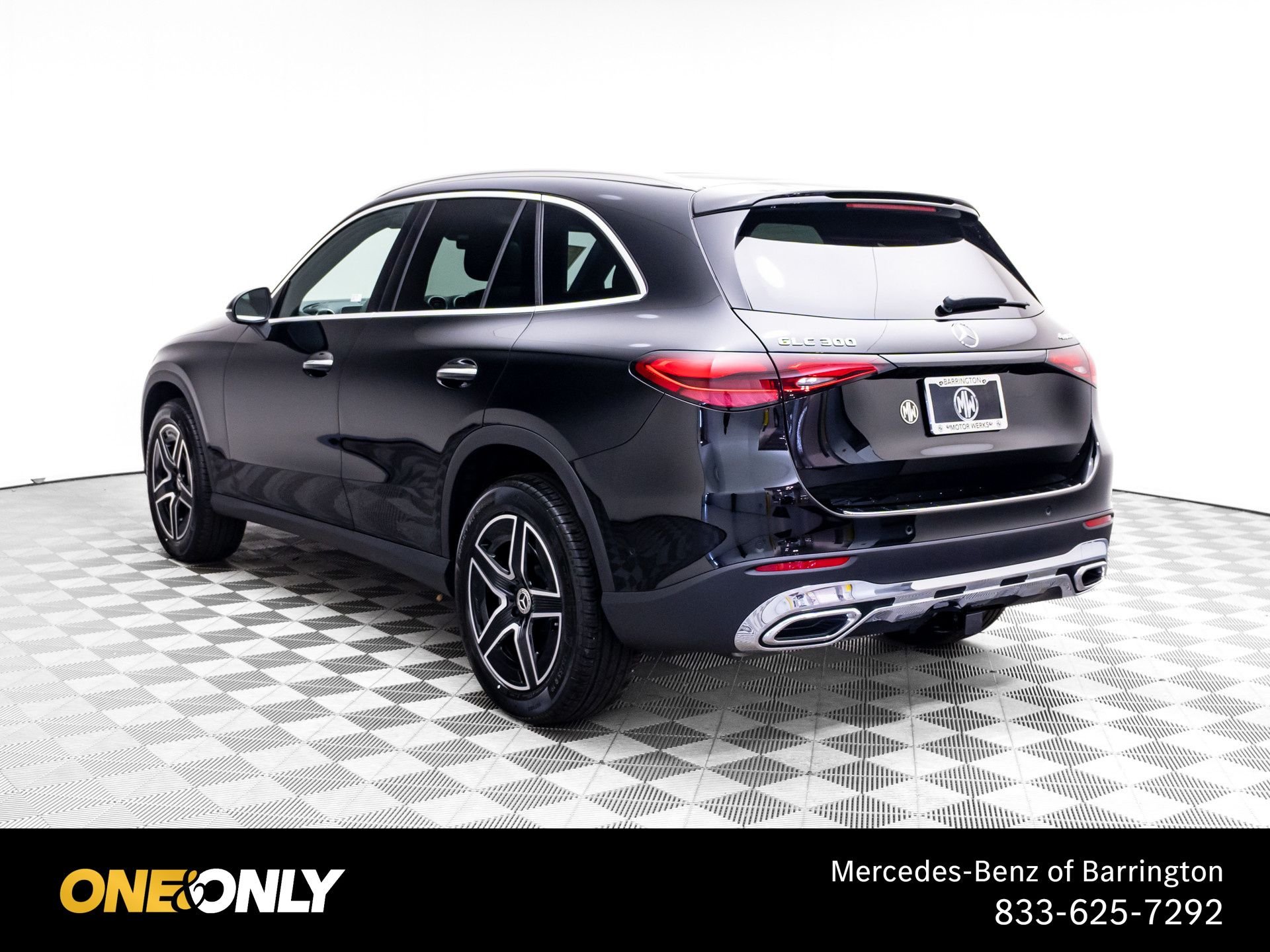 New 2026 Black Mercedes-Benz GLC 300 image 3