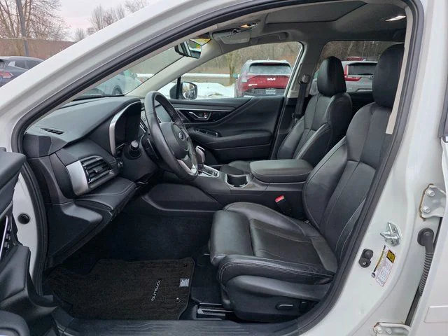 Used 2024 Crystal White Pearl Subaru Limited image 17