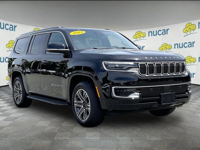2023 Jeep Wagoneer Base