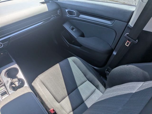 Used 2025  Honda LX image 15