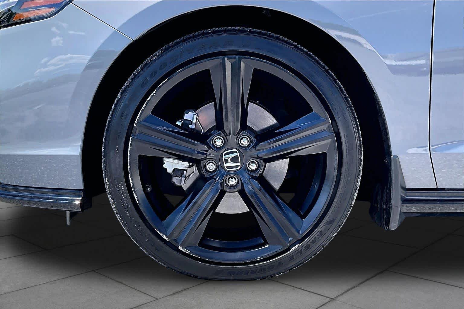 Certified Used 2024 Urban Gray Pearl Honda HYBRID SPORT-L image 11