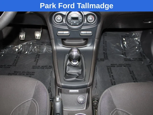 Used 2017 White Platinum Clearcoat Metallic Ford ST image 18