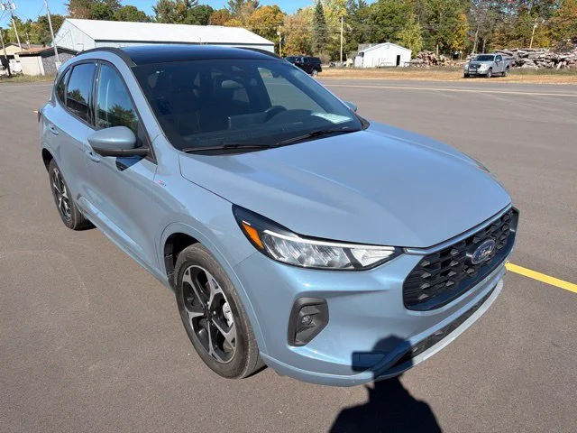 Used 2024 Vapor Blue Metallic Ford ST-Line Select image 7
