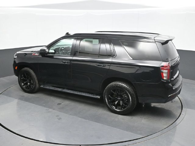 Used 2022 Black Chevrolet Z71 image 11