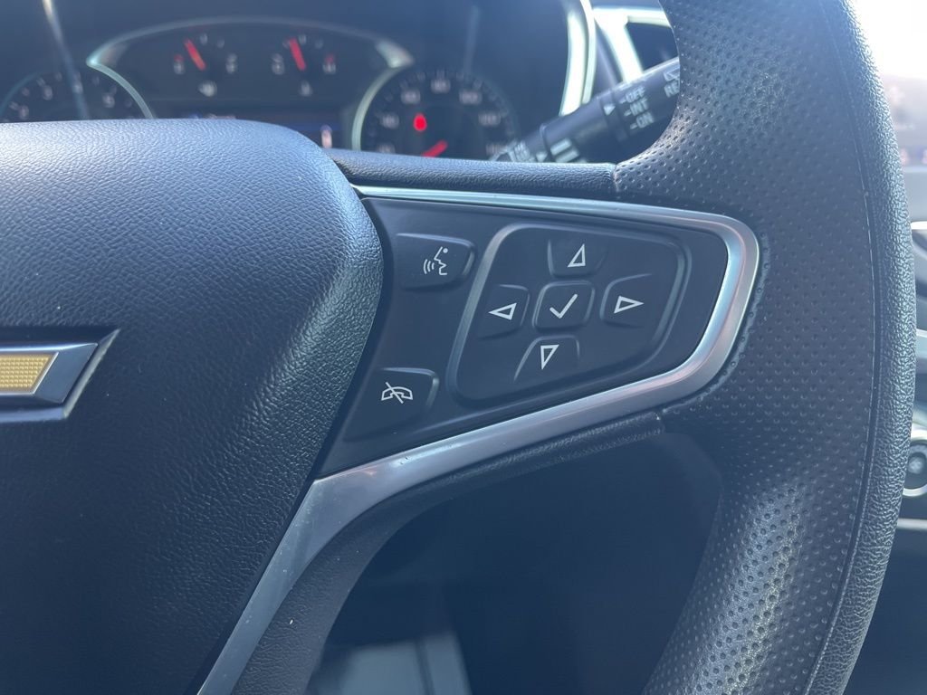 Used 2022 Gray Chevrolet LT image 32