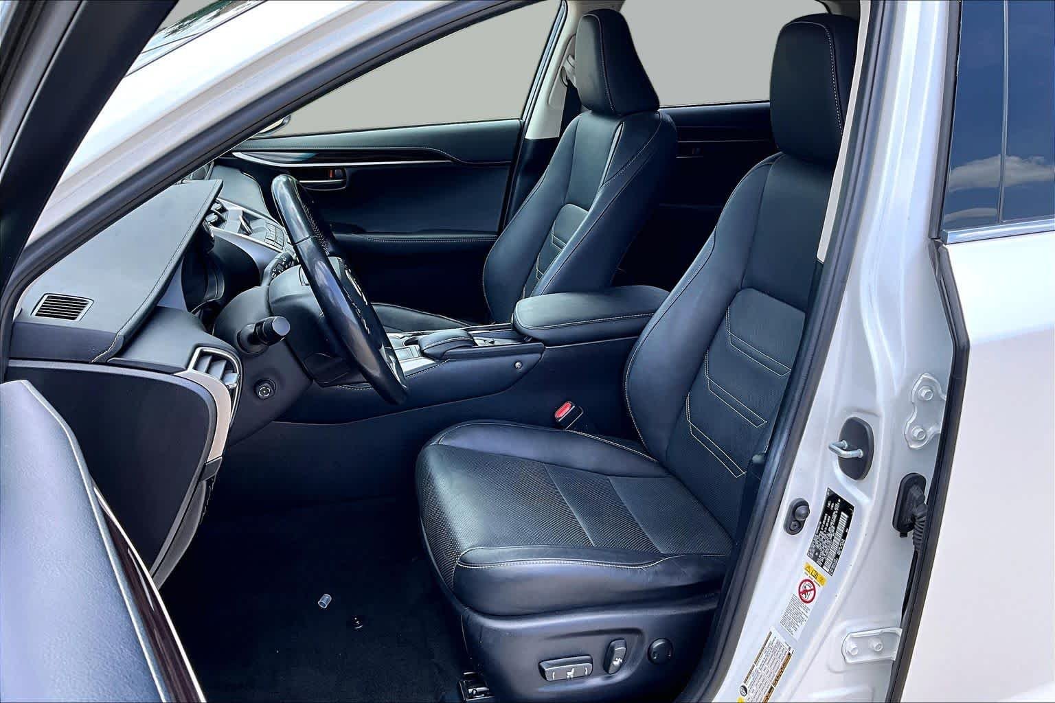 Used 2016 Eminent White Pearl Lexus  image 8