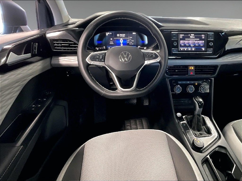 Used 2024 Black Volkswagen 1.5T S image 18