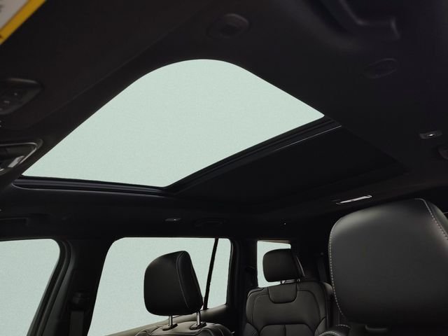 New 2026 Steel Blue Exterior Paint Jeep Limited Reserve image 26