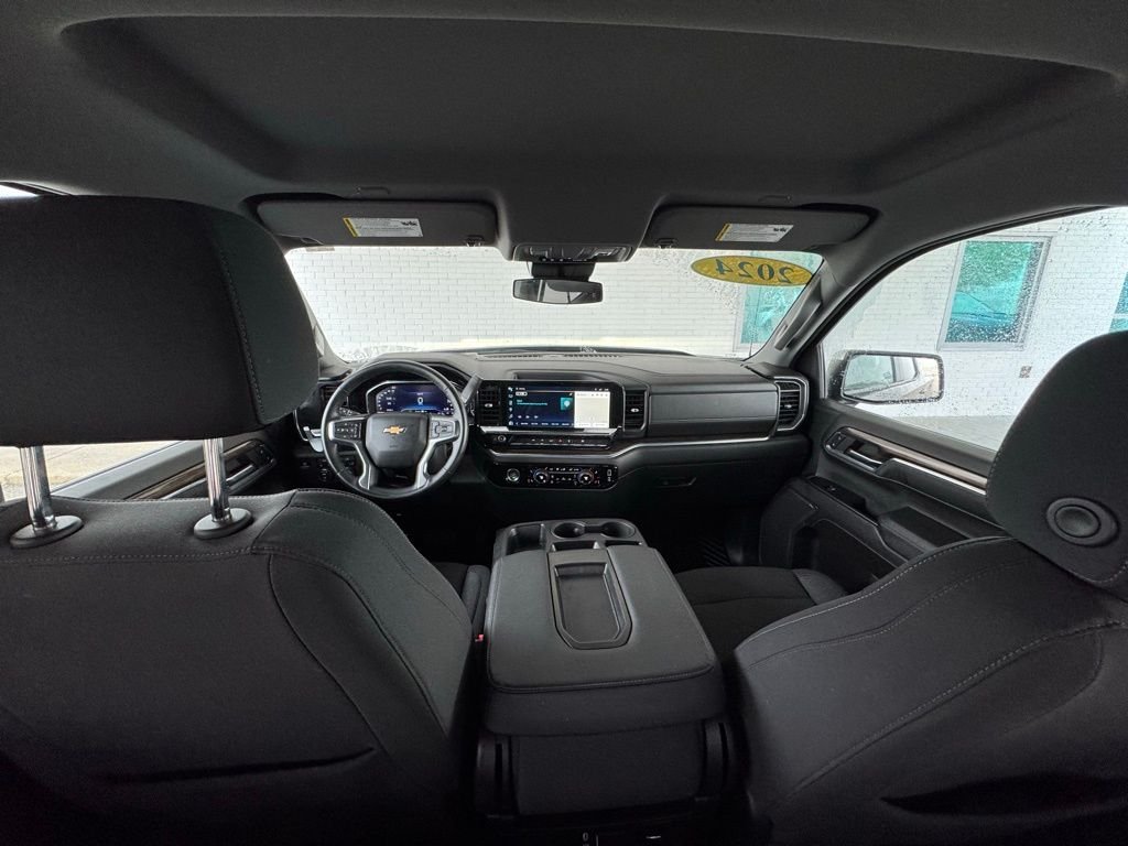 Used 2024 Gray Chevrolet LT image 27