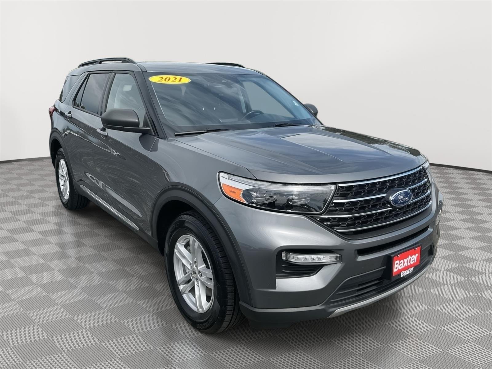 2021 Ford Explorer XLT 4WD's photo