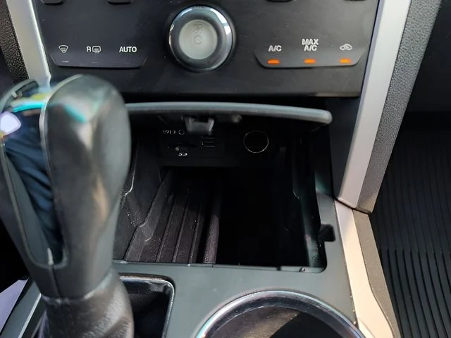 Used 2014 Blue Ford XLT image 24