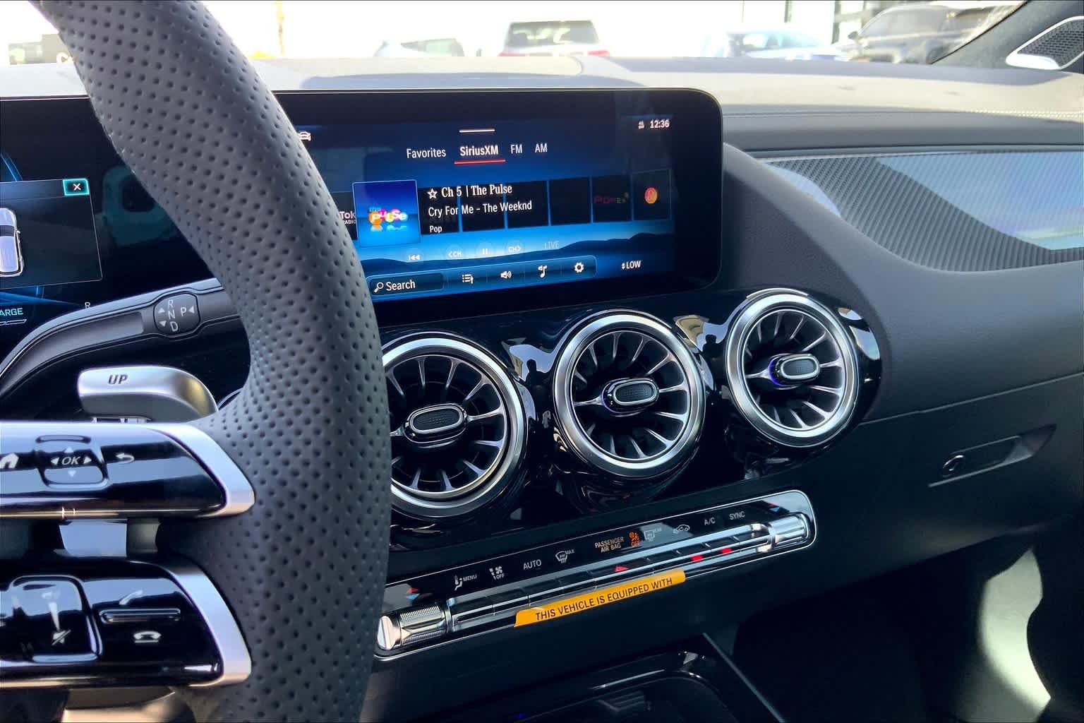 2025 Mercedes-Benz GLA GLA35 AMG - Photo 13