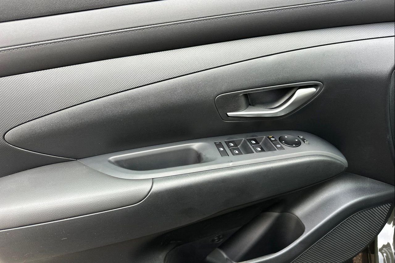 New 2026 Green Hyundai SEL AWD image 11