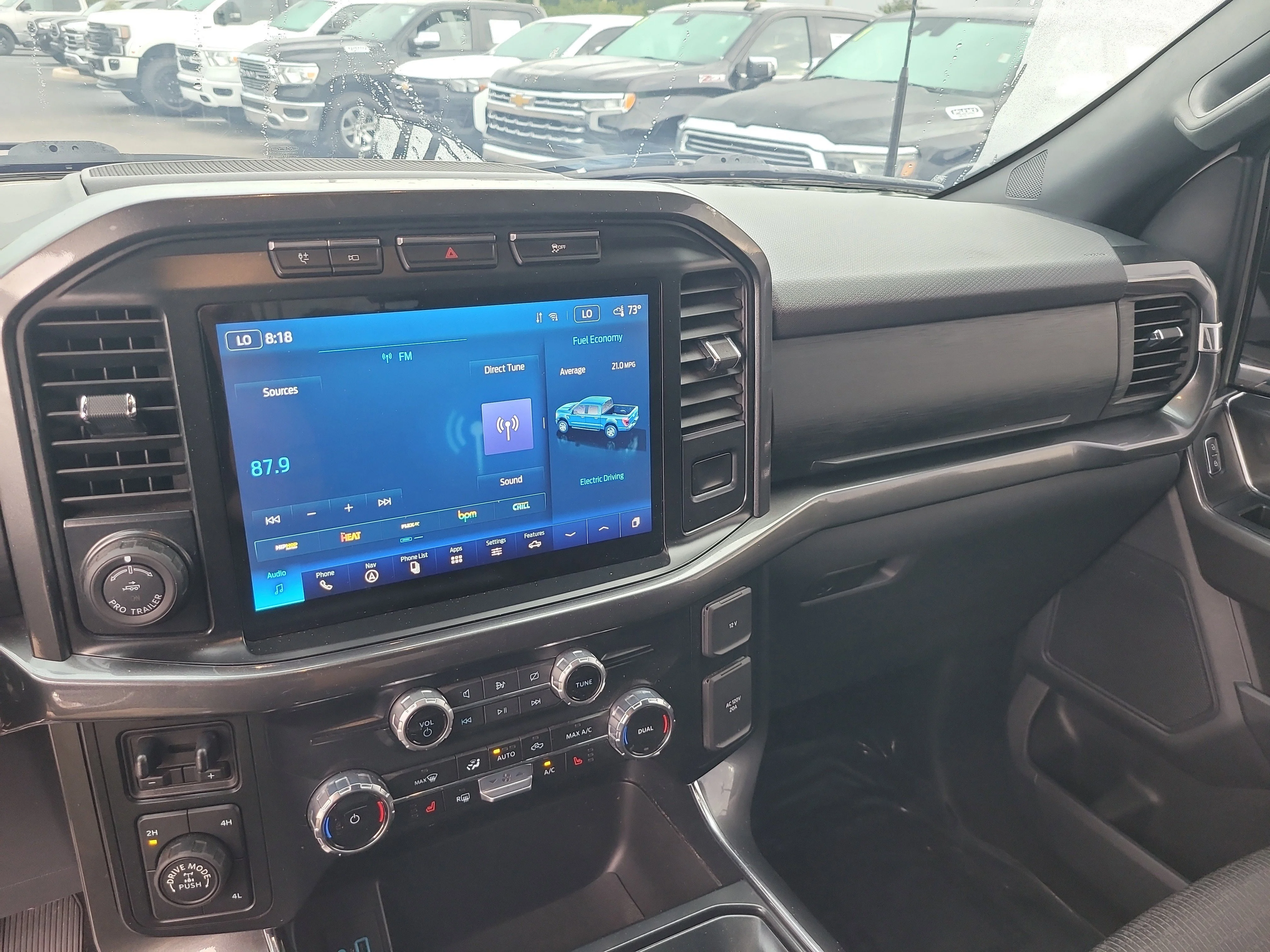 Used 2023 Oxford White Ford XLT image 21