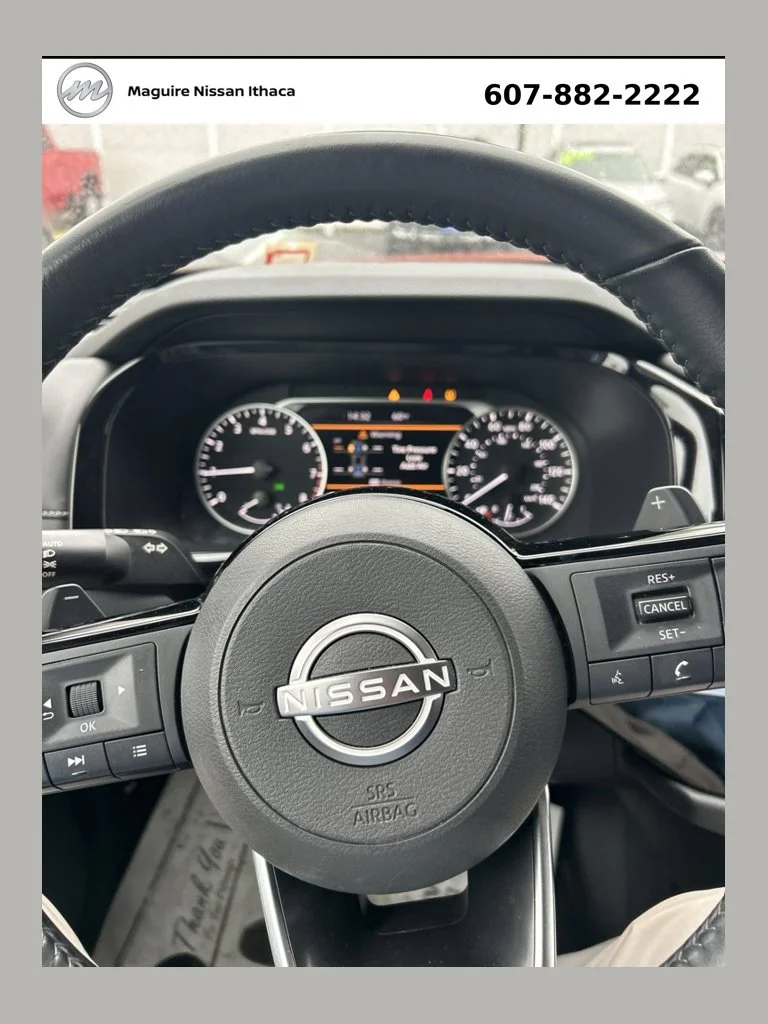 Used 2023 Red Nissan SV image 1