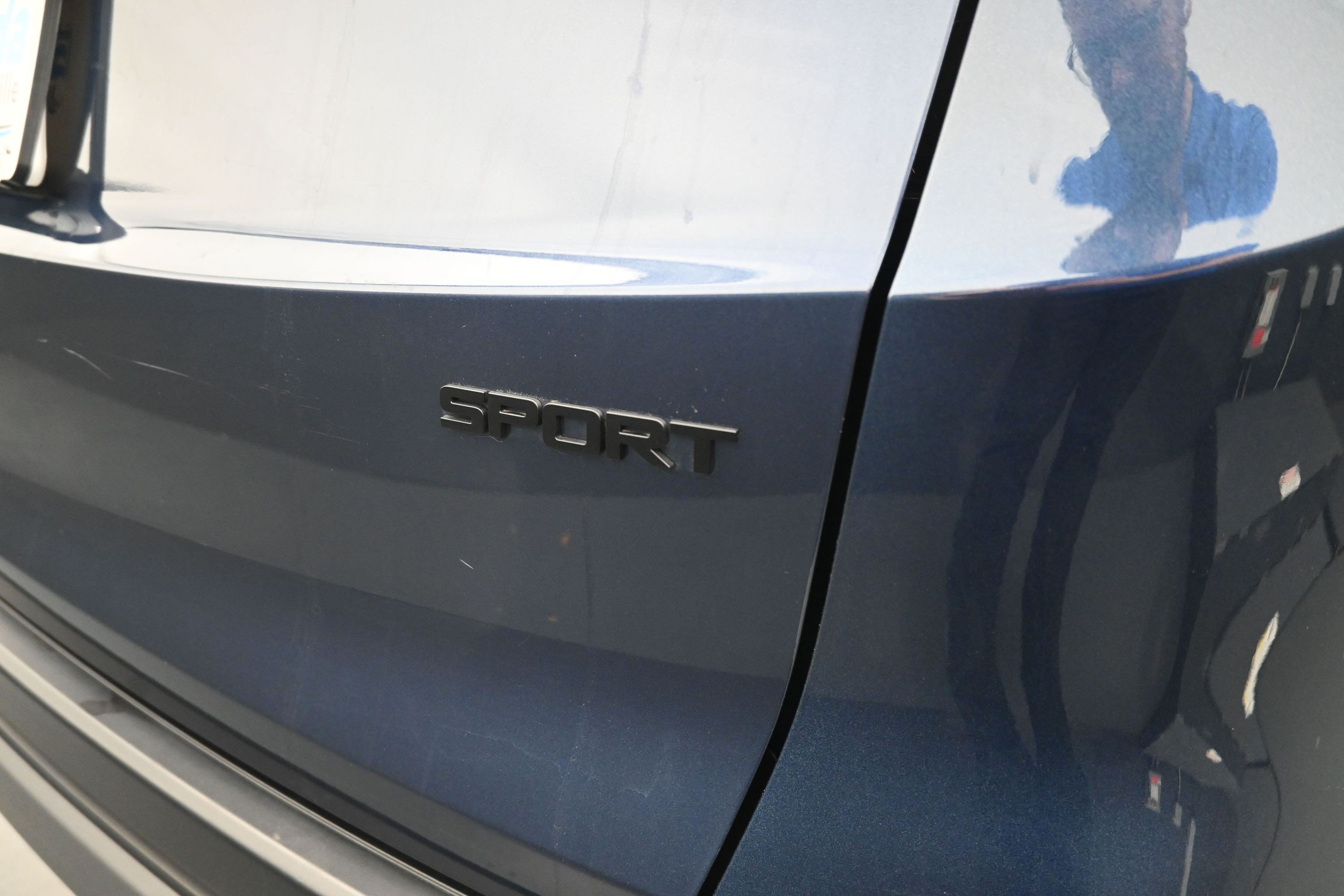 Certified Used 2025 Still Night Pearl Honda Sport image 15