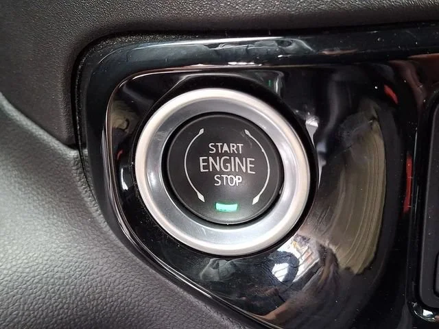 Used 2022 SUMMIT WHITE Chevrolet LTZ image 23