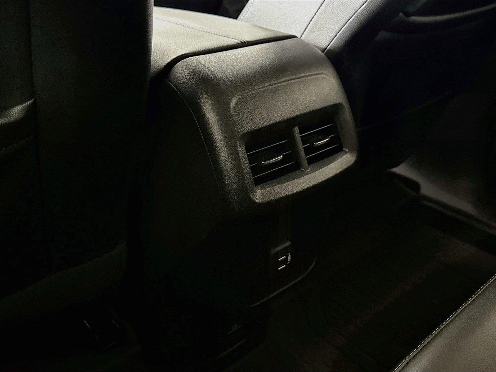 Used 2023 Summit White GMC SLT image 33