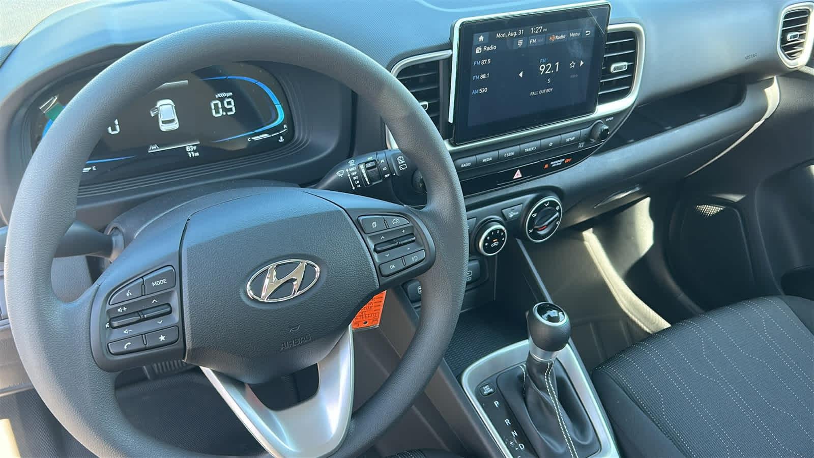 New 2026 Shimmering Silver Hyundai SE image 40