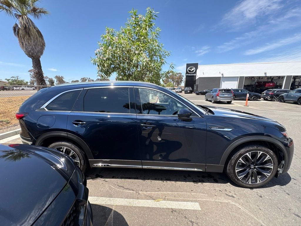 Certified Used 2024 Crystal Blue Mazda Premium image 6