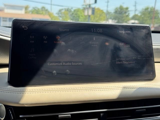 Used 2022 Gray INFINITI LUXE image 30