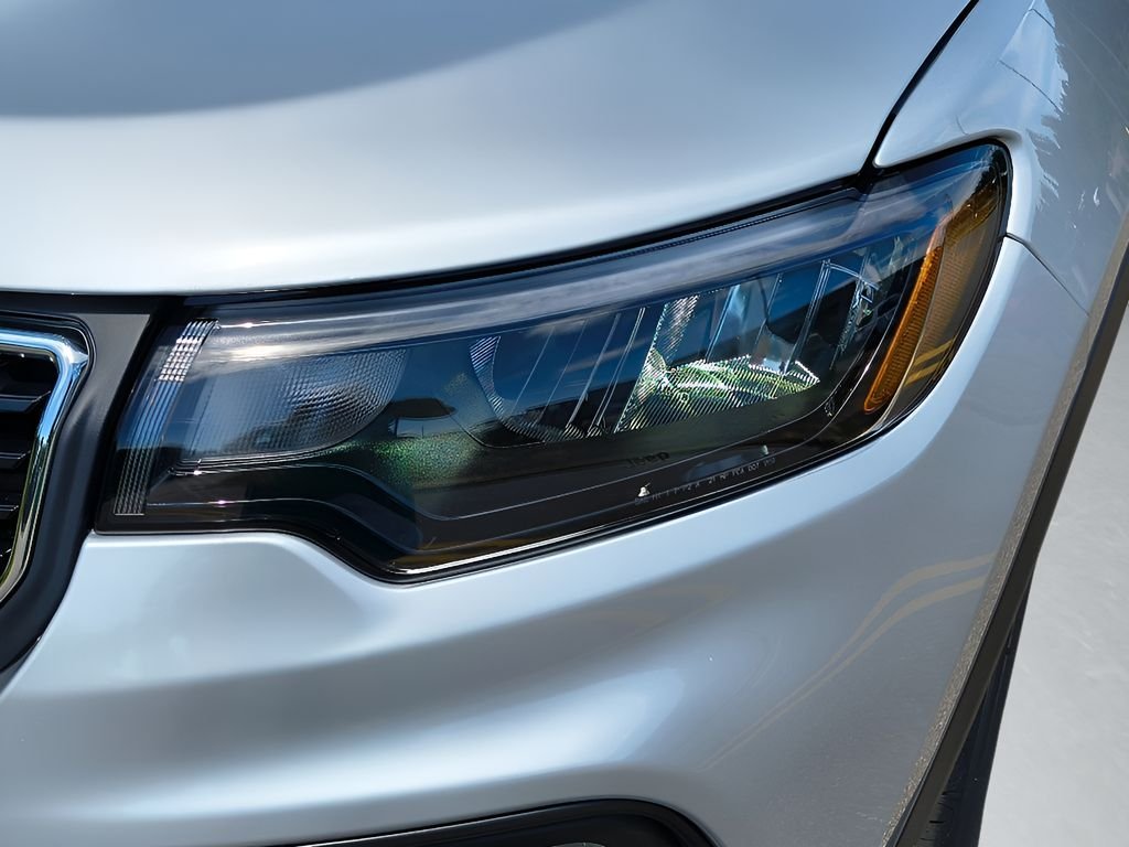 2025 Jeep Compass Latitude - Photo 25