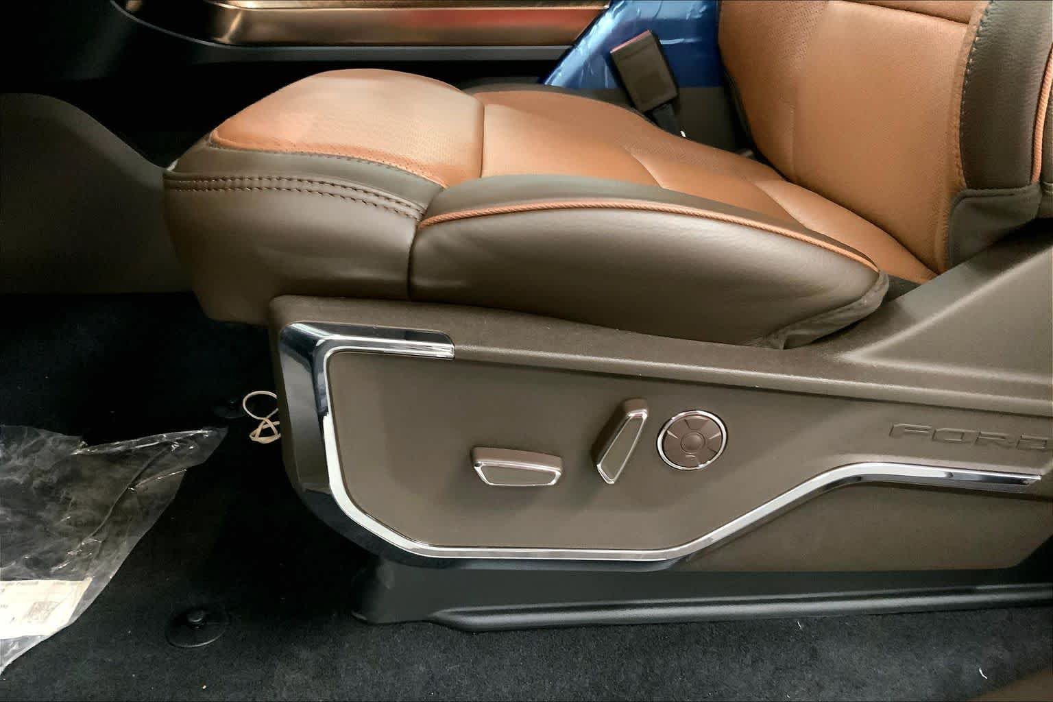 New 2026 Agate Black Metallic Ford King Ranch® image 19