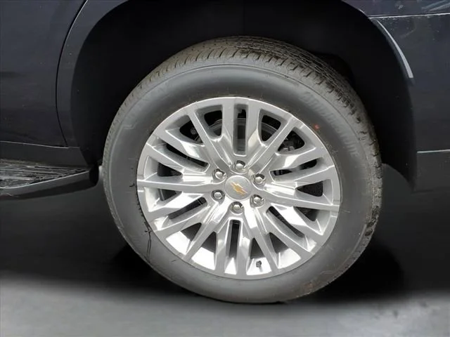 New 2026 Dark Ash Metallic Chevrolet Premier image 26