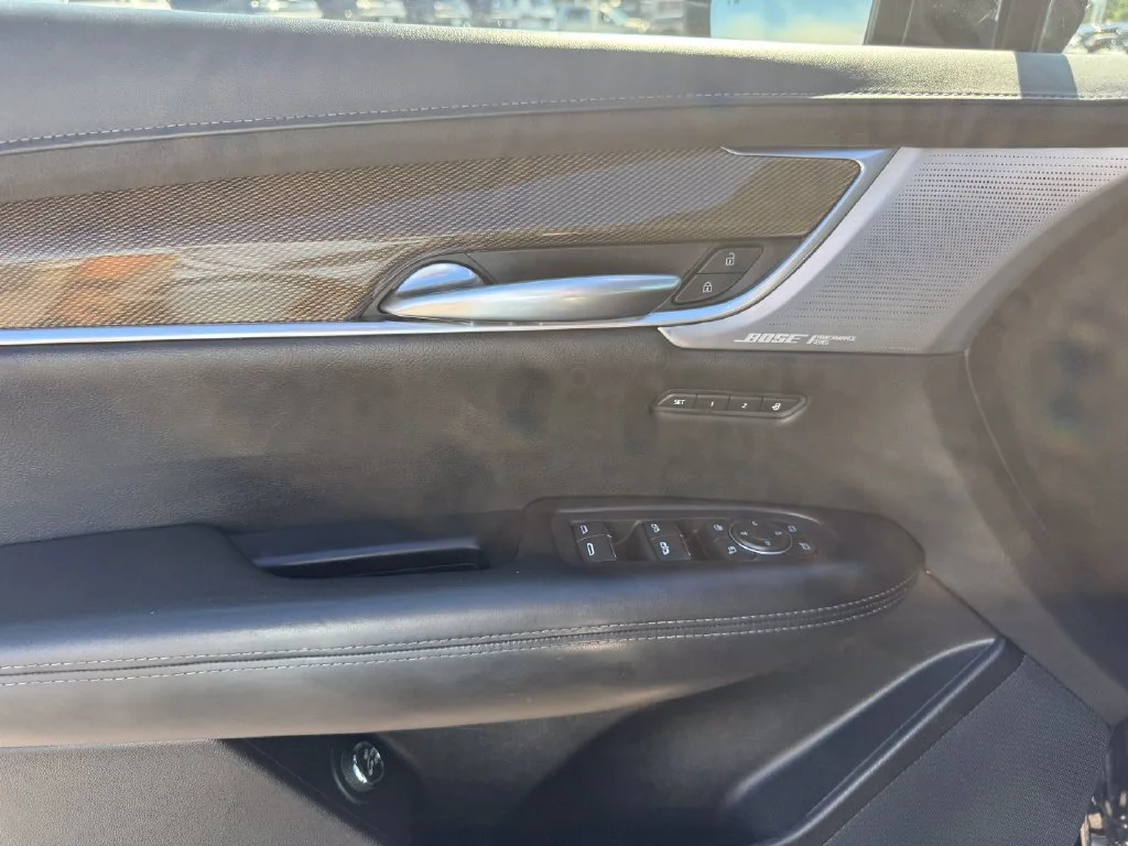 Used 2021 Black Cadillac Sport image 5