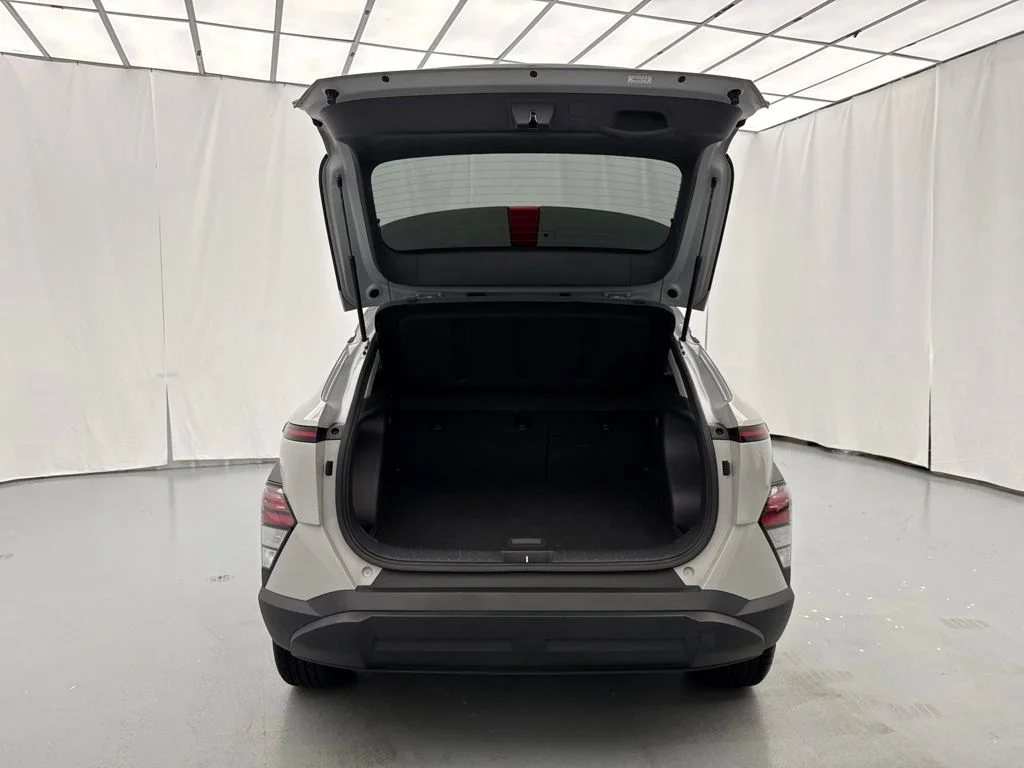 Used 2024 Gray Hyundai SEL image 10
