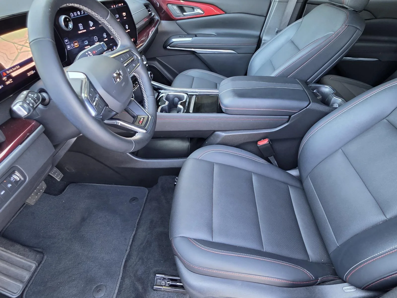 Used 2025 Pearl Chevrolet Z71 image 6
