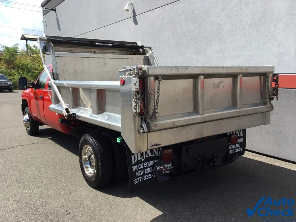 Used 2013 Red Chevrolet Work Truck image 16