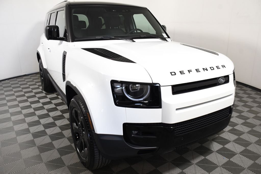 New 2026 Fuji White Land Rover S image 9