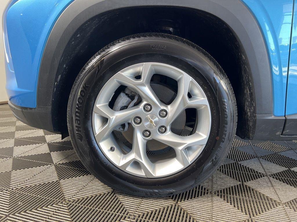 Used 2025 Marina Blue Chevrolet LS image 28