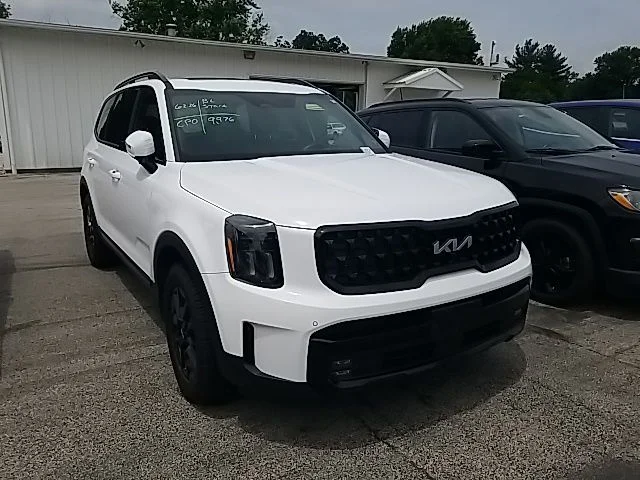 Used 2024 White Kia SX X-Pro image 5