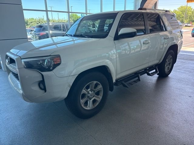 2019 Toyota 4Runner SR5 V6's photo