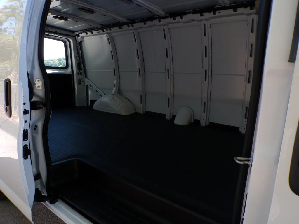 2026 Chevrolet Express Cargo Work Van - Photo 19