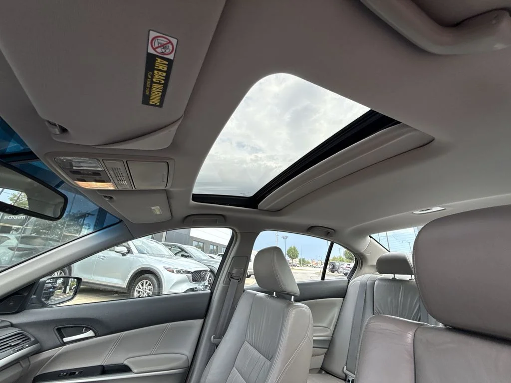 Used 2009 Gray Honda EX-L image 19
