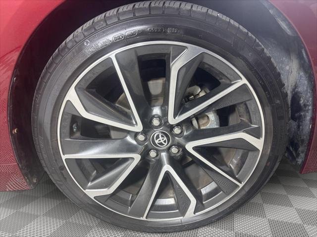 Certified Used 2022 RUBY FLARE PEARL Toyota  image 9