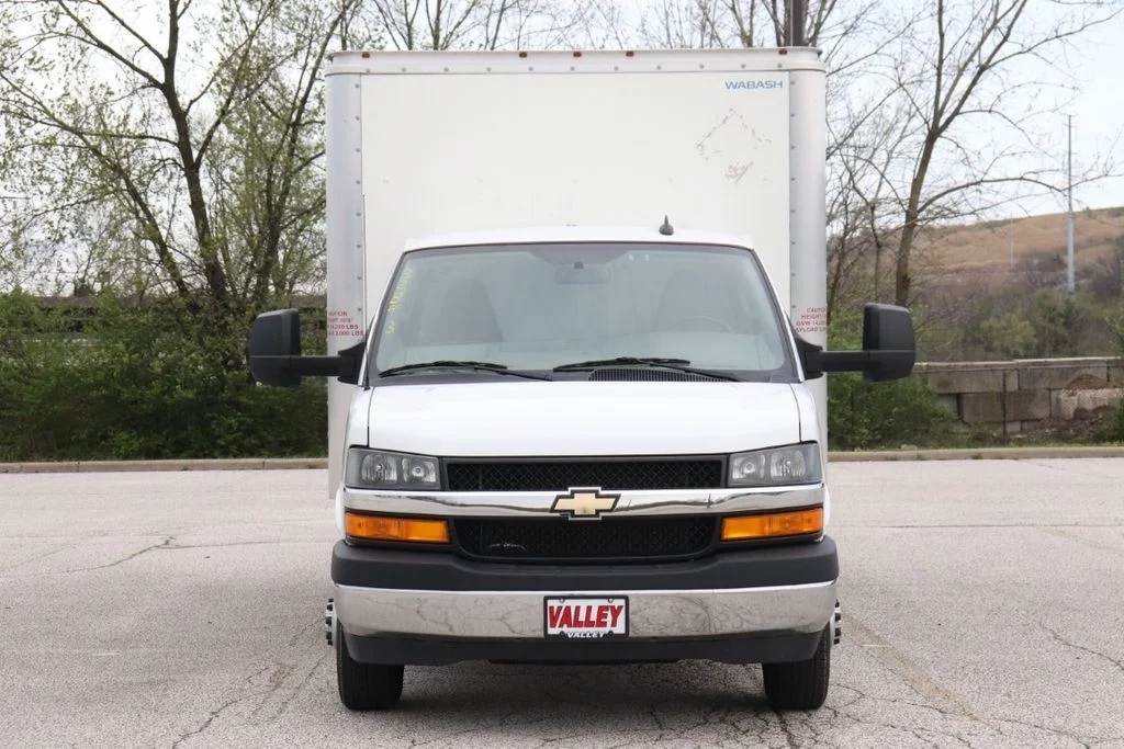 Used 2022 Summit White Chevrolet Work Van image 3