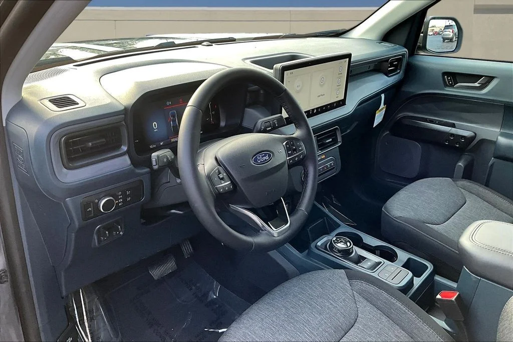 New 2026 Carbonized Gray Metallic Ford XLT image 7