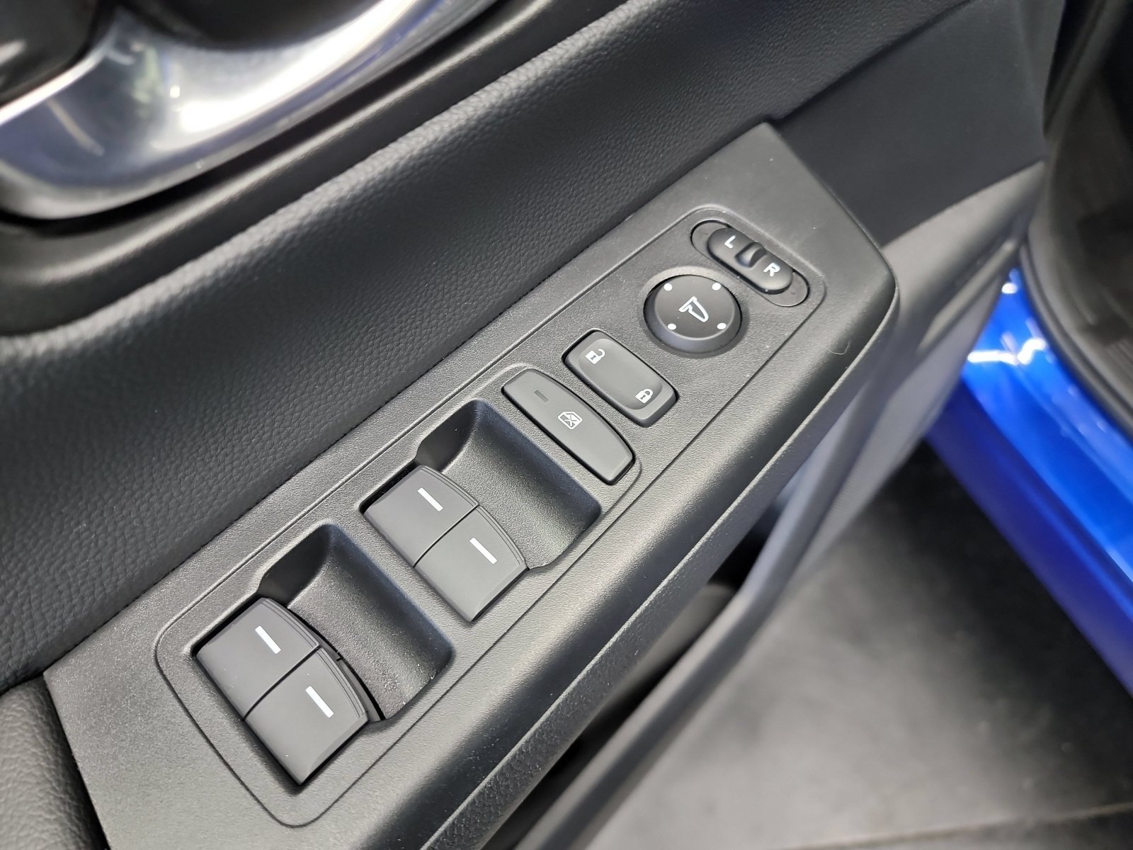 Certified Used 2025 Still Night Pearl Honda HYBRID AWD SPORT-L image 44