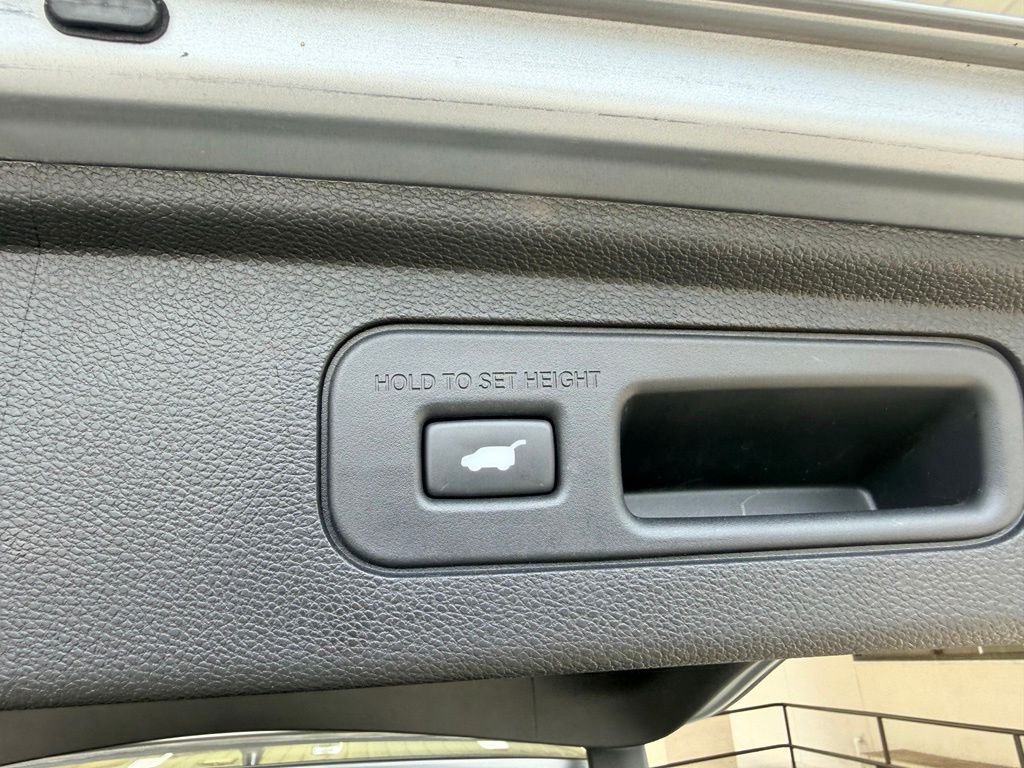 Used 2025 Blue Honda EX-L image 31