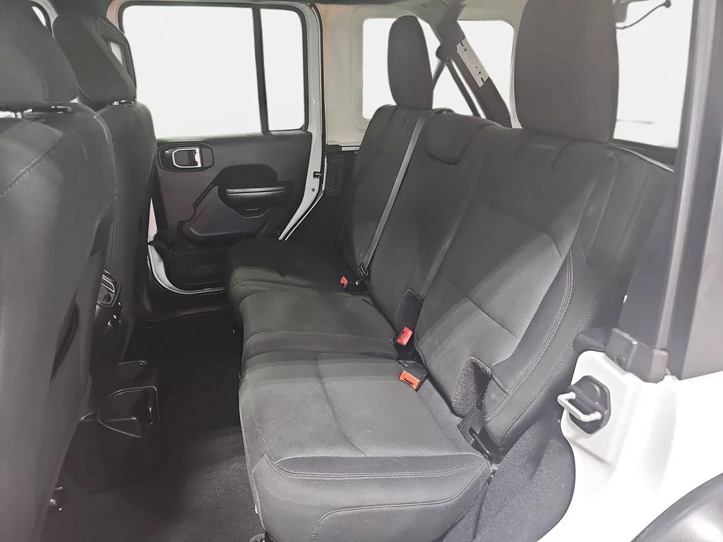 Used 2018 White Jeep Unlimited Sport S image 12