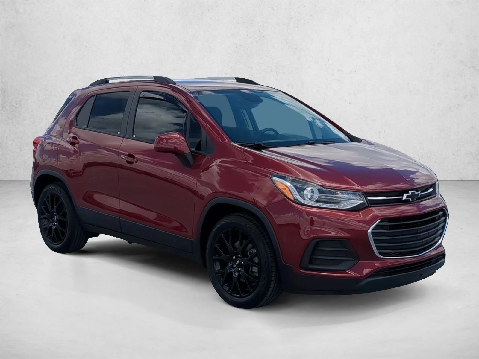 Used 2022 Crimson Metallic Chevrolet LT image 3